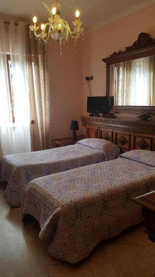 Le Giarette Apartment Чефалу Екстериор снимка